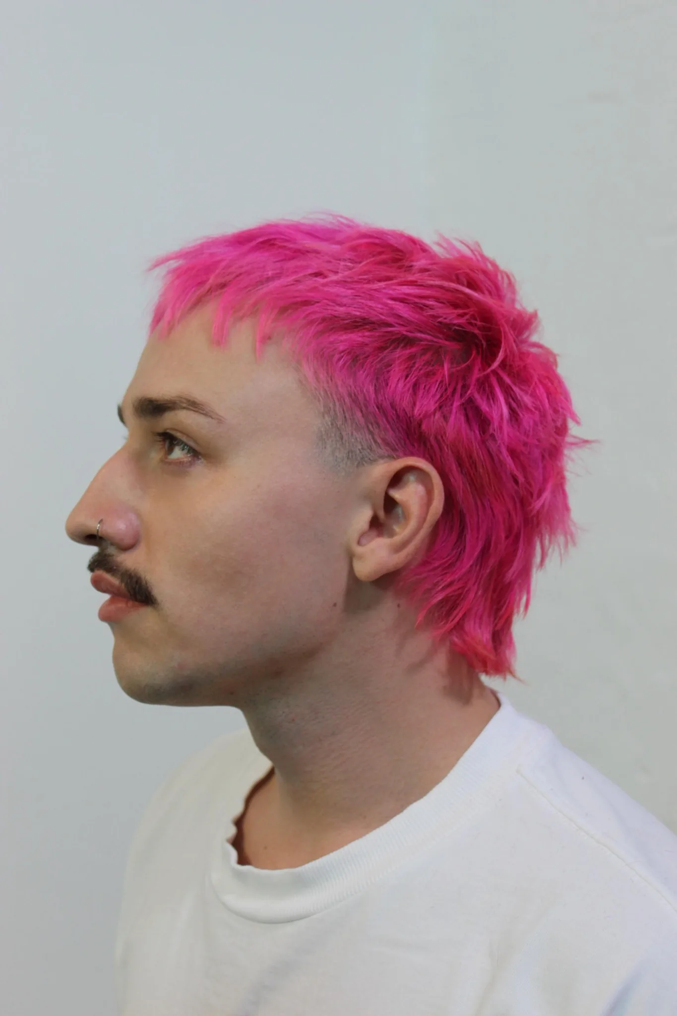 Editorial precision cut with vivid pink colour by Lourens